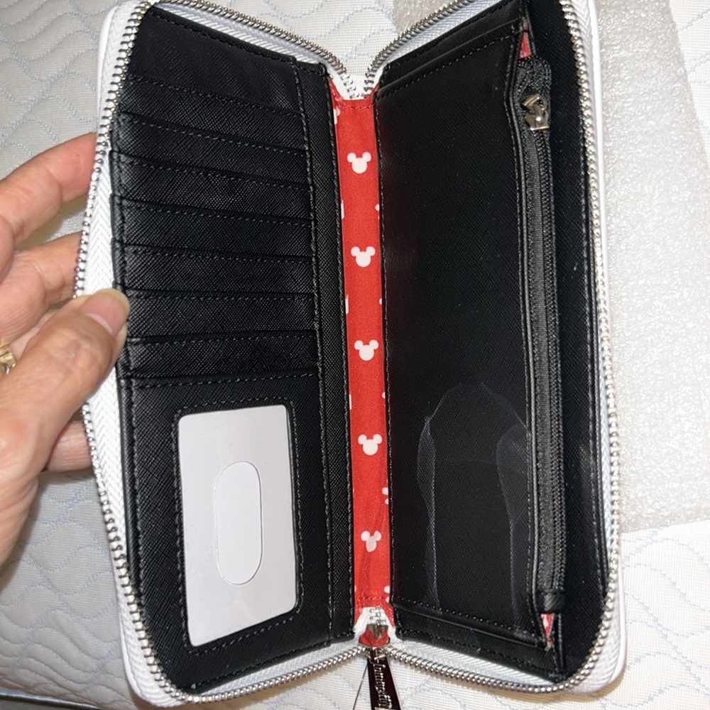 NWT Disney Loungefly Mickey Wallet - Picture 6 of 12